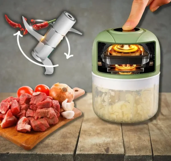Mini Processador Triturador Elétrico 3 Laminas Moedor Alho Cebola Carne Vegetais Fruta Amendoim Recarregável USB 250ml - Image 3